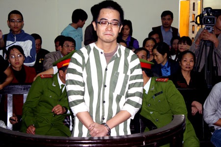 Bác đơn xin ân giảm của tử tù Nguyễn Đức Nghĩa - 1 Bác đơn xin ân giảm của tử tù Nguyễn Đức Nghĩa - 1