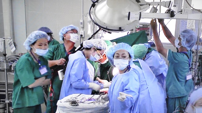 Lo hạnh phúc cho con