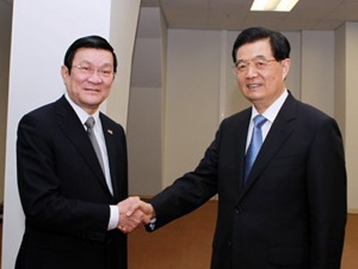 Không để vấn đề Biển Đông ảnh hưởng đến quan hệ Việt - Trung - 1 Chủ tịch nước Trương Tấn Sang gặp Tổng Bí thư, Chủ tịch nước Trung Quốc Hồ Cẩm Đào