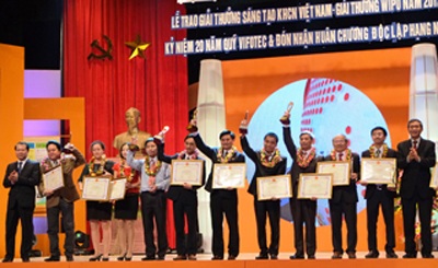 Trao giải thưởng Sáng tạo khoa học công nghệ Việt Nam - 1 Trao giải thưởng Sáng tạo KHCN Việt Nam