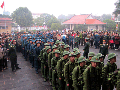 Mong ngày nhập ngũ - 1 Lễ giao quân đợt 2/2012 ở thành phố Thanh Hóa