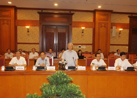 Tổng Bí thư Nguyễn Phú Trọng phát biểu tại buổi làm việc