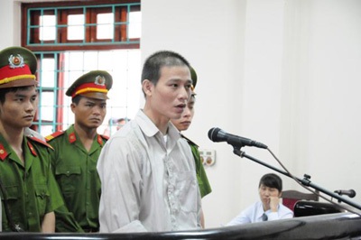 Vụ “Quan tài diễu phố”: Đề nghị án chung thân với 2 bị cáo - 1 Vụ “Quan tài diễu phố”: Đề nghị án chung thân với 2 bị cáo