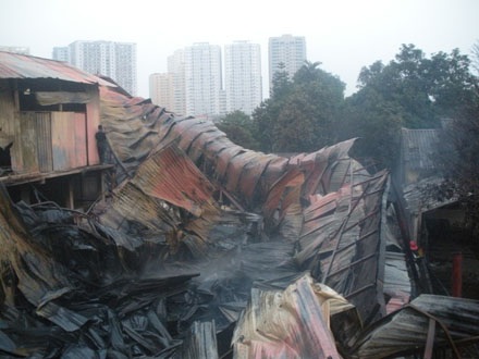 Hà Nội: Cháy lớn tại khu đô thị An Hưng, một người mất tích