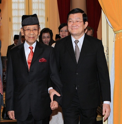 Chủ tịch nước Trương Tấn Sang hội kiến với Quốc vương Malaysia - 1 Chủ tịch nước Trương Tấn Sang hội kiến với Quốc vương Malaysia