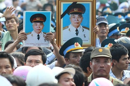 Mãi mãi là Đại tướng của nhân dân - 1 Đại tướng sống mãi trong lòng mỗi người dân Việt Nam (ảnh: Giang Huy).