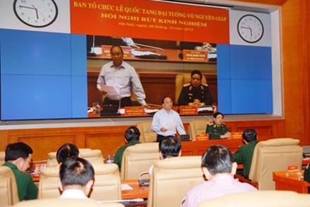 Đề xuất các địa phương đặt tên đường Võ Nguyên Giáp - 1 Phó Thủ tướng Nguyễn Xuân Phúc chủ trì Hội nghị.