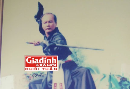 Mối tình 40 năm vẫn si mê của độc thủ đại hiệp có trái tim lãng mạn