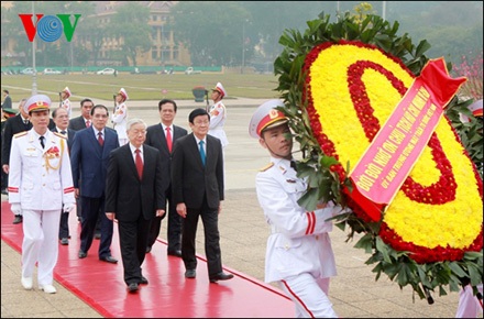 Lãnh đạo Đảng, Nhà nước viếng Chủ tịch Hồ Chí Minh - 1 Lãnh đạo Đảng, Nhà nước viếng Chủ tịch Hồ Chí Minh