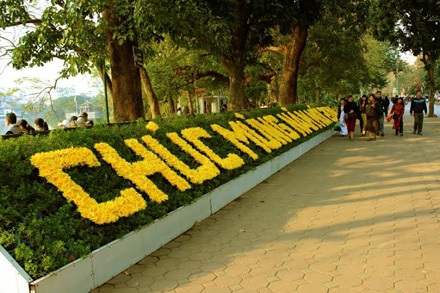Hà Nội: Nhiều tuyến phố đang được “thay áo” đón Tết - 1 Nguyễn Dương