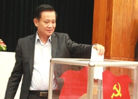 Đà Nẵng bổ nhiệm một loạt cán bộ chủ chốt - 1 Đà Nẵng bổ nhiệm một loạt cán bộ chủ chốt