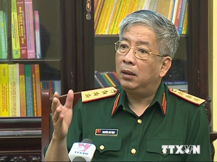 Thứ trưởng Bộ Quốc phòng, Thượng tướng Nguyễn Chí Vịnh trả lời phỏng vấn TTXVN. Ảnh: TTXVN