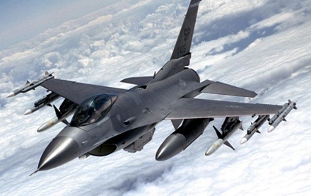 Chiến tranh Trung-Mỹ: Nỗi kinh hoàng của châu Á-Kỳ cuối - 1 Máy bay chiến đấu F-16 của Mỹ.