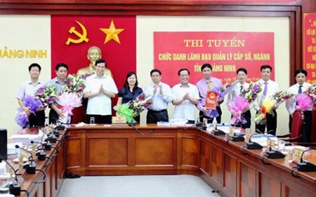 Nhà báo thi tuyển trúng chức danh Giám đốc Sở Thông tin và Truyền thông Quảng Ninh - 2 Nhà báo Mai Vũ Tuấn trình bày đề án tại cuộc thi tuyển.