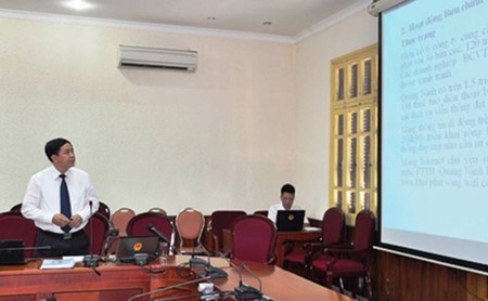 Nhà báo thi tuyển trúng chức danh Giám đốc Sở Thông tin và Truyền thông Quảng Ninh - 1 Nhà báo Mai Vũ Tuấn trình bày đề án tại cuộc thi tuyển.