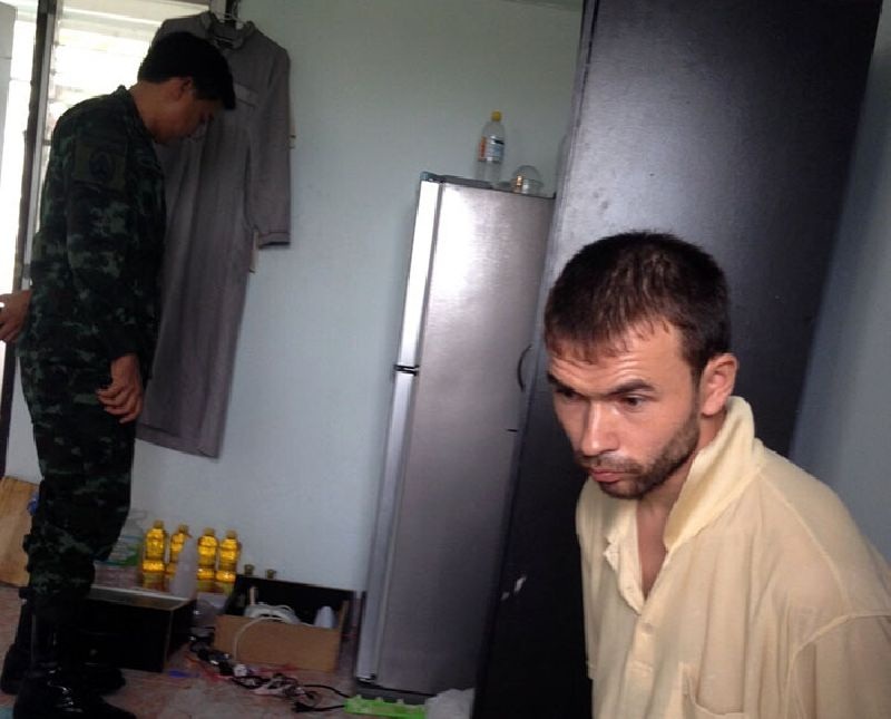suspect-detained-1441104631915 suspect-detained-1441104631915