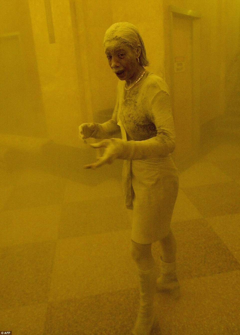 dust-lady-sept-11-1441603583914 dust-lady-sept-11-1441603583914