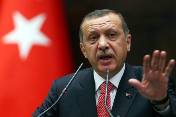Ai thực sự đứng sau âm mưu đảo chính tại Thổ Nhĩ Kỳ? - 1 Tổng thống Tayyip Erdogan cáo buộc những người Gulen đứng sau âm mưu đảo chính. (Ảnh: AFP)