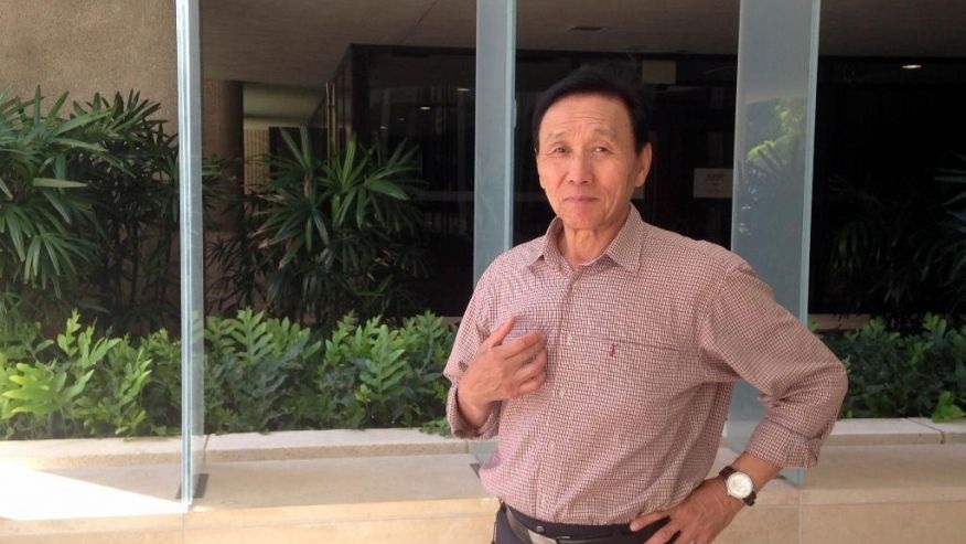 Hành khách bị phạt 44.000 USD vì nhất quyết tập yoga trên máy bay - 1 Ông Hyongtae Pae trong một bức ảnh chụp hôm 21/4 sau khi bị tạm giữ. (Ảnh: AP)