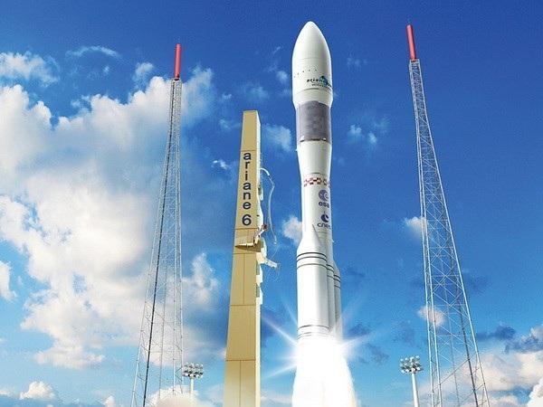 Malaysia đặt mua 2 hệ thống tên lửa điều khiển của Pháp - 1 Một tên lửa (ảnh minh họa: spacenews)