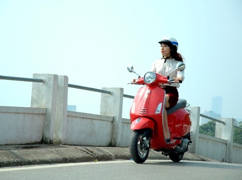 6 lời khuyên hữu ích dành cho người chạy xe ga - 1 Chạy xe quá chậm hay quá nhanh cũng đều ảnh hưởng đến độ bền động cơ và mức tiêu hao nhiên liệu của xe tay ga.