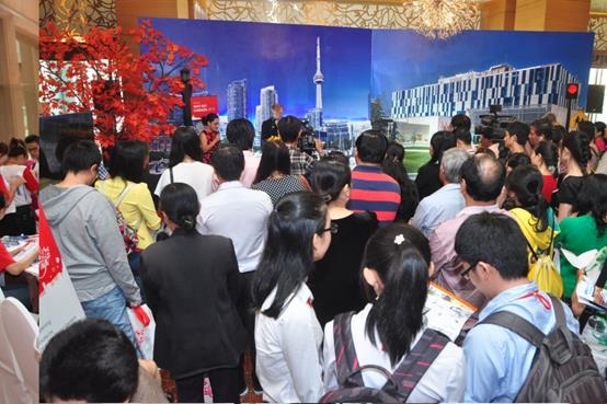 Du học Canada: Ngày Hội Giáo dục Canada 2015 tại Việt Nam - 3 Du học Canada: Ngày Hội Giáo dục Canada 2015 tại Việt Nam - 3