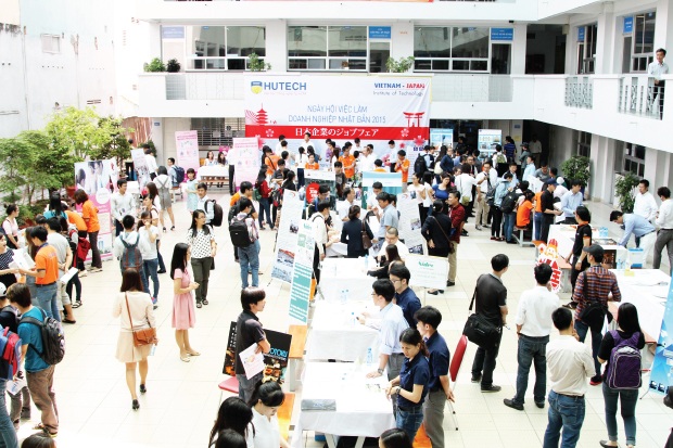 Thông tin tuyển sinh Chương trình Đại học chuẩn Nhật Bản 2016 - 3 Ngày hội việc làm thường xuyên được tổ chức mang đến nhiều cơ hội việc làm cho sinh viên HUTECH