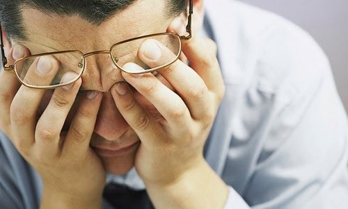 Những biểu hiện cảnh báo bệnh trĩ - 3 Bệnh trĩ mang đến cảm giác đau đớn, bất tiện cho người bệnh.