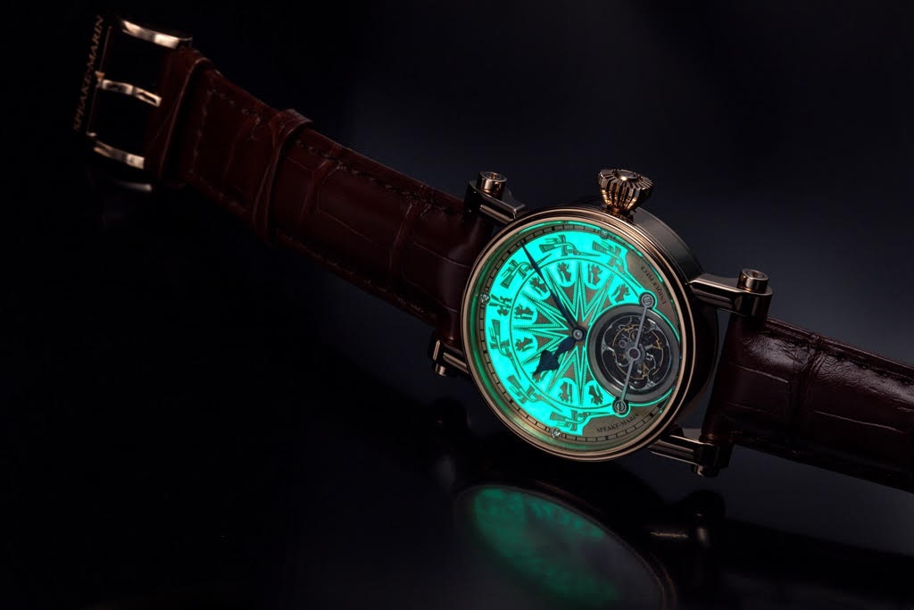 Speake-Marin Velsheda: Chiếc đồng hồ một kim độc đáo nhất thế giới - 1 Chiếc Speake-Marin Dong Son Tourbillon đặc biệt với mặt số phát quang có giá 3,1 tỷ đồng.