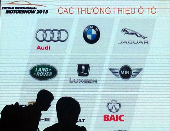 Vietnam International Motor Show lần đầu tiên: "Triển lãm xe châu Âu" - 2 Vietnam International Motor Show lần đầu tiên: "Triển lãm xe châu Âu" - 2