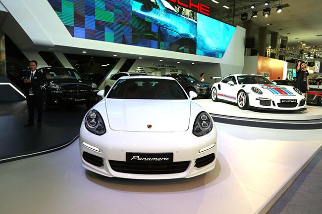 Thỏa mãn đam mê tốc độ cùng Porsche - 4 Thỏa mãn đam mê tốc độ cùng Porsche - 4