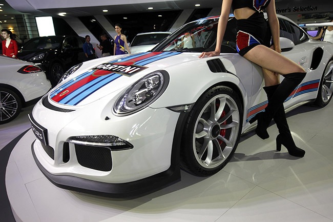 Thỏa mãn đam mê tốc độ cùng Porsche - 10 Thỏa mãn đam mê tốc độ cùng Porsche - 10