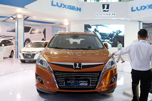 Những mẫu xe mới lần đầu tiên có mặt tại Việt Nam - 6 Những chiếc Luxgen U6 tại Việt Nam có giá bán khởi điểm từ 878 triệu đồng.