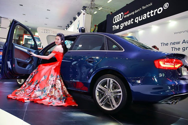 "Dàn sao" khuấy động gian hàng Audi tại triển lãm ôtô quốc tế - 7 "Dàn sao" khuấy động gian hàng Audi tại triển lãm ôtô quốc tế - 7
