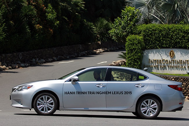 Lexus ES - “Nhập môn” xe sang Nhật Bản - 3