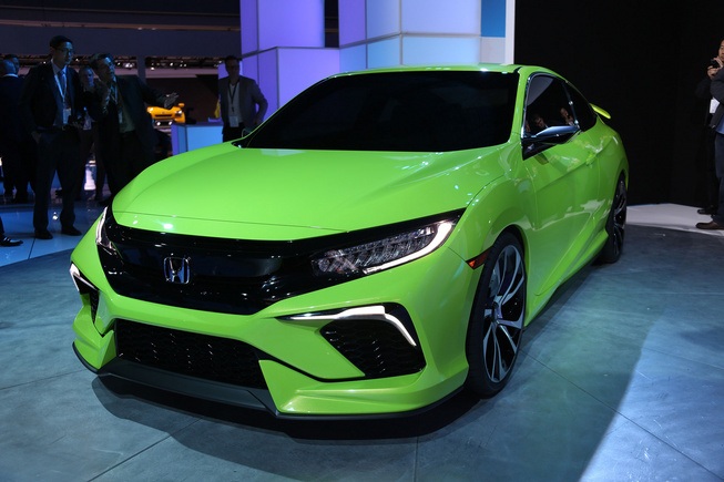 Honda sẽ mang Civic coupé 2016 tới Mỹ đầu tiên - 1 Mẫu Civic Coupé concept ra mắt hồi đầu năm