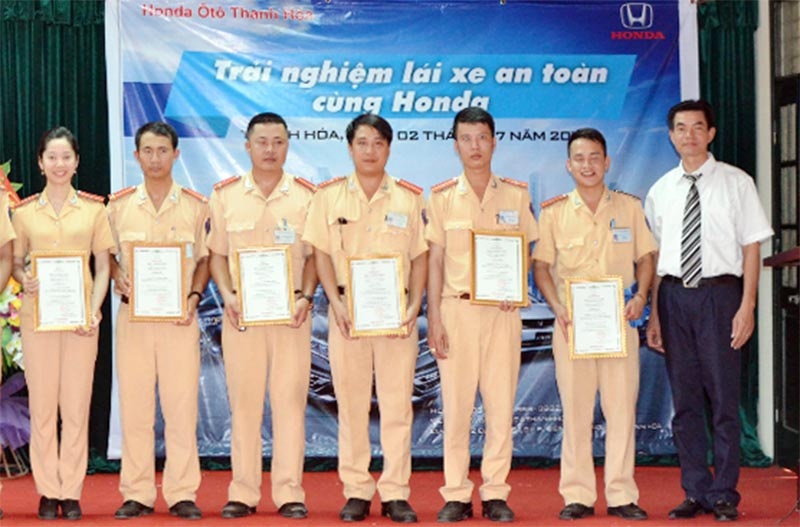 Honda Việt Nam đẩy mạnh hoạt động lái xe an toàn - 2 Honda Việt Nam đẩy mạnh hoạt động lái xe an toàn - 2