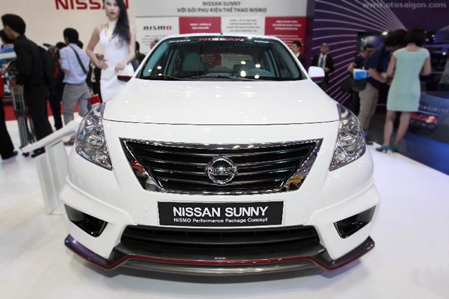 Nissan Sunny với bộ phụ kiện từ Nismo tại Vietnam Motor Show 2013