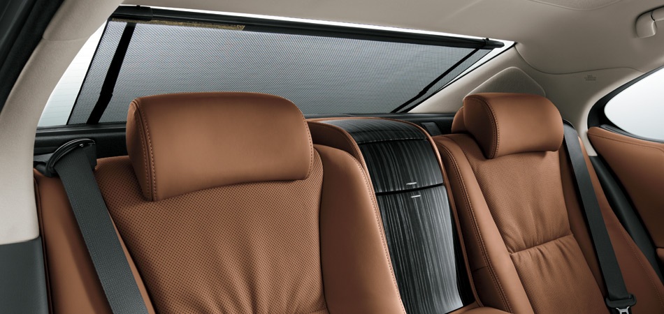 Lexus LS460L - Mẫu xe của những người thành đạt - 14 Lexus LS460L - Mẫu xe của những người thành đạt - 14