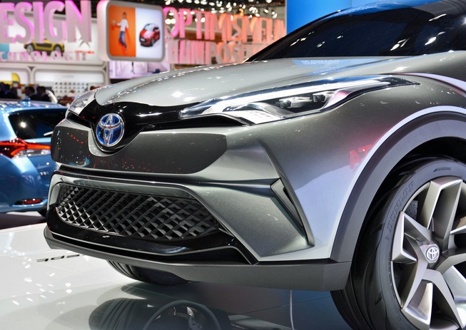 Phân khúc miniSUV thêm nóng bỏng với Toyota C-HR - 5 Phân khúc miniSUV thêm nóng bỏng với Toyota C-HR - 5