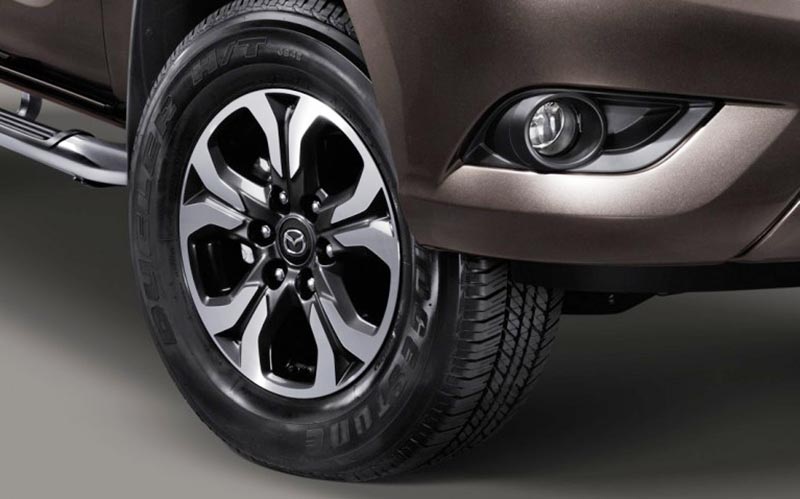 Mazda BT-50 bản nâng cấp xuất hiện tại Malaysia - 10 Mazda BT-50 bản nâng cấp xuất hiện tại Malaysia - 10