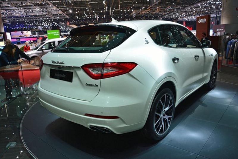 Maserati Levante có giá bán, bất lợi trước đối thủ Porsche Cayenne? - 7 Maserati Levante có giá bán, bất lợi trước đối thủ Porsche Cayenne? - 7