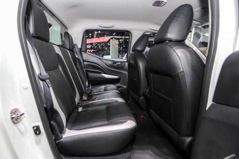 Sau Chevrolet Colorado, đến lượt Nissan nâng cấp Navara - 12 Sau Chevrolet Colorado, đến lượt Nissan nâng cấp Navara - 12