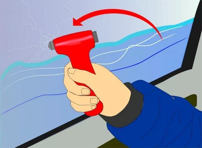 Kỹ năng thoát hiểm khi ôtô rơi chìm xuống nước - 5 Kỹ năng thoát hiểm khi ôtô rơi chìm xuống nước - 5