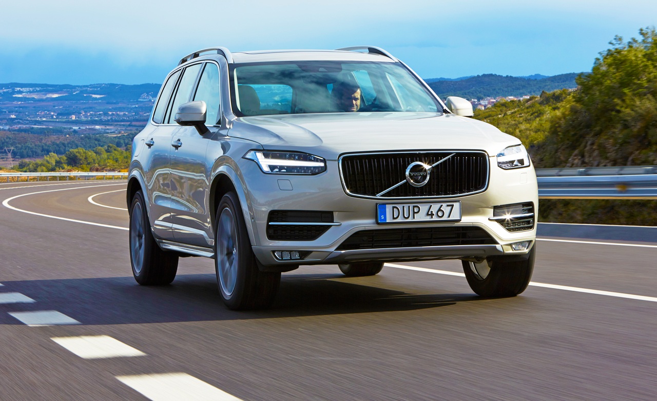 Volvo vào Việt Nam, GLC thay thế Mercedes-Benz GLK - 3
XC90 là mẫu xe du lịch đầu tiên của Volvo vào Việt Nam