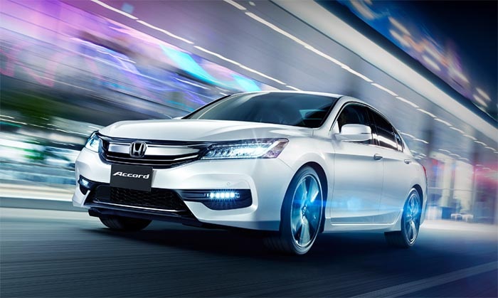 Honda nâng cấp Accord, Toyota thay đổi nhẹ Altis - 1