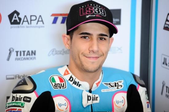 Những hình ảnh ấn tượng nhất chặng đua MotoGP tại Barcelona - 1
Tay đua Luis Salom của đội SAG Team bị tử nạn.