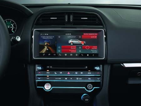 Mẫu crossover đầu tiên của Jaguar chính thức có giá bán - 7