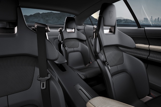 Porsche quyết tâm hạ bệ Tesla - 9 Porsche quyết tâm hạ bệ Tesla - 9