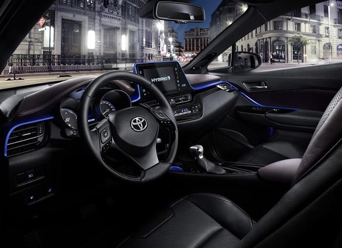 Toyota C-HR phiên bản thương mại chính thức xuất hiện - 9 Toyota C-HR phiên bản thương mại chính thức xuất hiện - 9